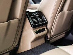 Audi Q5L 2.0T Exclusive Edition for Ten Million Users - фото 17