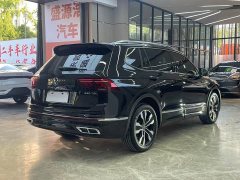 Volkswagen L 330TSI 2WDR-Line Edition - фото 7