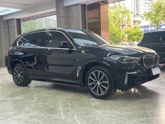 BMW X5 xDrive 30Li Deluxe VersionM - фото 3