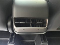 Tesla Model Y Long Range Edition - фото 15