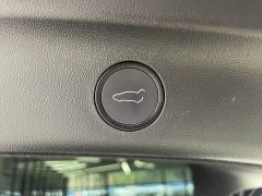 Tesla Model Y Long Range Edition - фото 9
