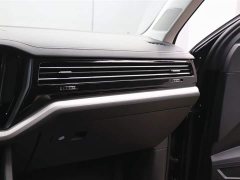 Volkswagen Touareg 2021 2.0TSI Pilot Special Edition - фото 18