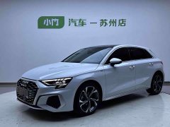 Audi A3 Sportback 35 TFSI Luxury Version - фото 1