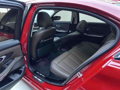 BMW 3 320Li M - фото 9