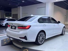 BMW 3 320i - фото 12