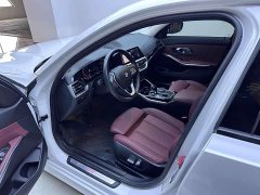 BMW 3 320i - фото 9