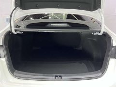 BMW 1.8L Edition - фото 18