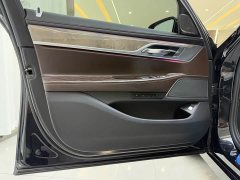 BMW 7 740Li Version Luxury - фото 4