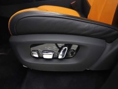 S800 Black Badge - фото 17