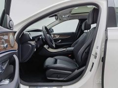 Mercedes-Benz E 350 e L - фото 10