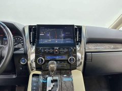 Mercedes-Benz 2.5L Premium Edition - фото 15