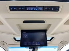 Mercedes-Benz 2.5L Premium Edition - фото 19