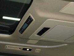Mercedes-Benz 2.5L Premium Edition - фото 20