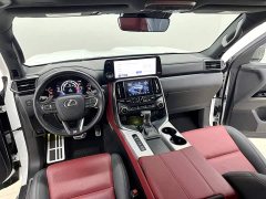 Lexus LX 600 7 F-Sport US Spec Edition - фото 13