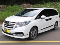 Mercedes-Benz 2.0L PHEV Edition - фото 1