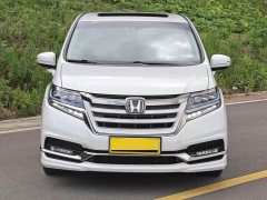 Mercedes-Benz 2.0L PHEV Edition - фото 2