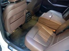 BMW 5 Series 530Li leading M sports package - фото 5