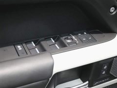 Land Rover Defender 110 3.0T P400 Dark Special Edition - фото 12