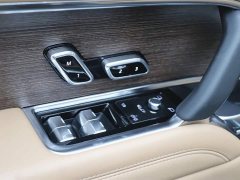 Land Rover Range Rover 3.0 L6 400PS Extended Edition, seven seats - фото 12