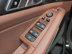 BMW X5 xDrive40i Deluxe Version M - фото 15