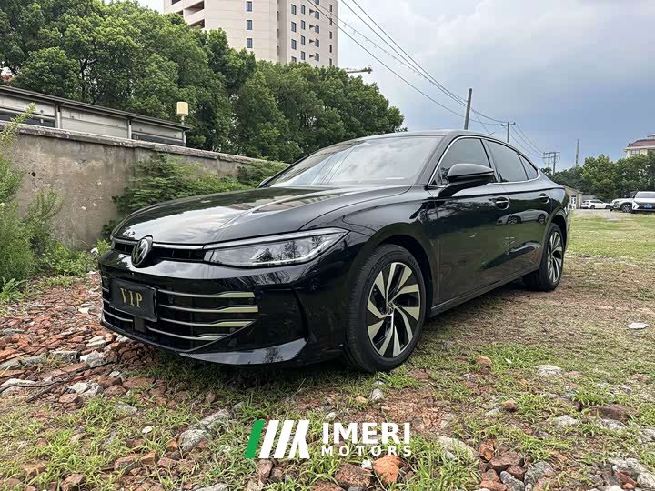 Volkswagen Pro 300TSI Edition