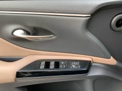 Lexus ES 200 Edition - фото 20
