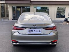 Lexus ES 200 Edition - фото 5