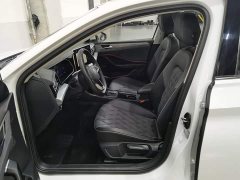 BMW 300TSI DSG Edition - фото 10