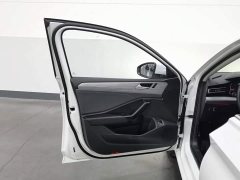 BMW 300TSI DSG Edition - фото 8