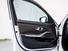 BMW 3 Series 325i M Sports Package - фото 10