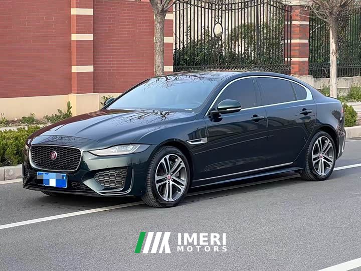 Mercedes-Benz XEL 2.0T 250PS R-DYNAMIC S Edition - автомобиль из Китая