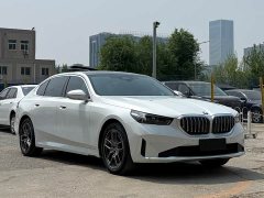 BMW 5 530Li Deluxe Version Luxury - фото 3
