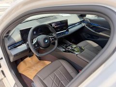 BMW 5 530Li Deluxe Version Luxury - фото 8