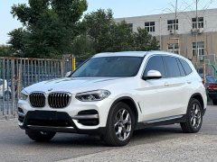BMW X3 xDrive28i Luxury - фото 1