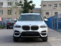 BMW X3 xDrive28i Luxury - фото 2