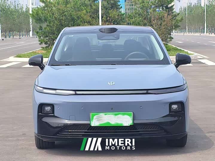 Leapmotor B01 550 Edition - автомобиль из Китая