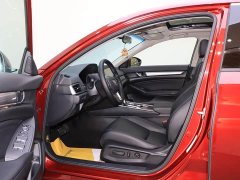 Honda Accord 2018 260TURBO Premium Edition National V - фото 9