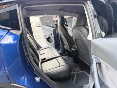 Tesla Model Y Edition - фото 9