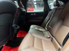 Volvo XC60 B5 AWDLuxury Edition - фото 8