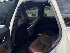 Volvo XC60 T5 AWDLuxury Edition - фото 6