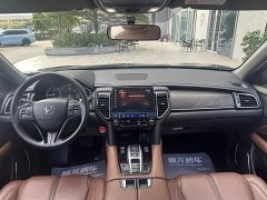 Honda UR-V 2020 370TURBO two-wheel drive premium version - фото 6