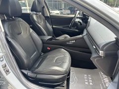 Lexus Elantra 1.5L CVT LUX Premium Edition - фото 12
