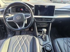 Volkswagen L 330TSI 2WDR-Line Edition - фото 6