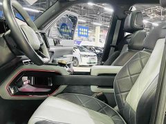 4.0T 5 Edition - фото 7