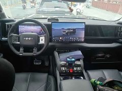 4.0T 5 Edition - фото 4