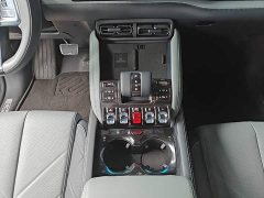4.0T 5 Edition - фото 14