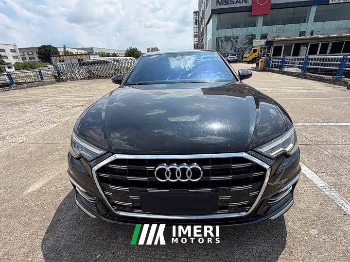 Audi A6L 45 TFSI Version - автомобиль из Китая