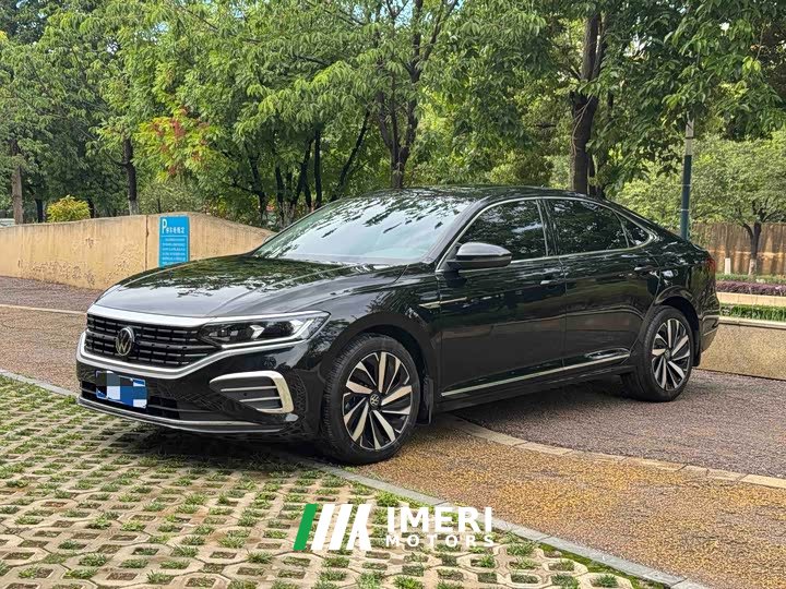 Volkswagen Passat 380TSI Longteng Edition
