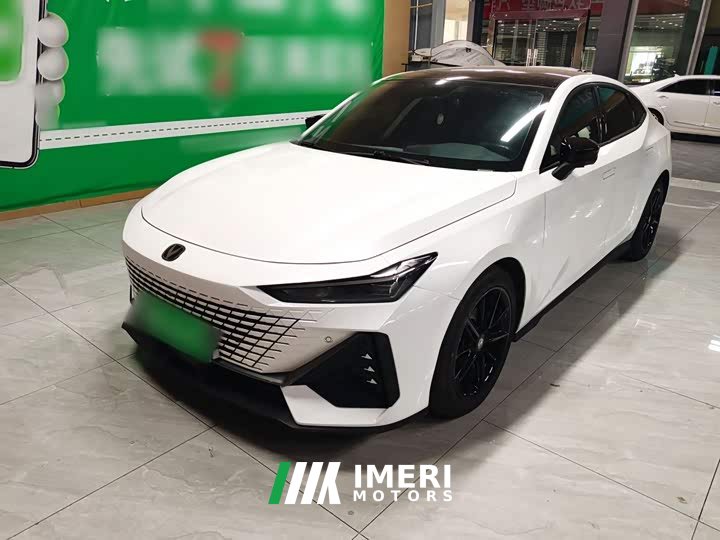 Changan UNI-V 1.5T Premium Version - автомобиль из Китая