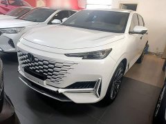 Changan UNI-K 2.0T 2WD Version - фото 2